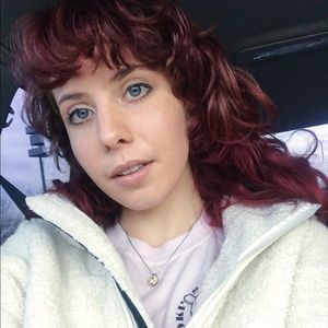 Meet your Posher, Charlotte